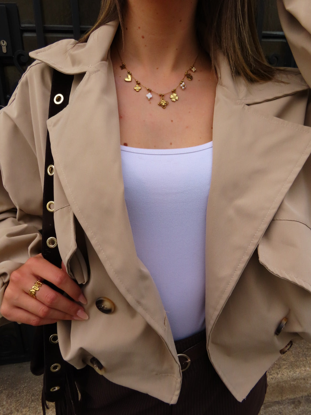 COLLIER ALMA